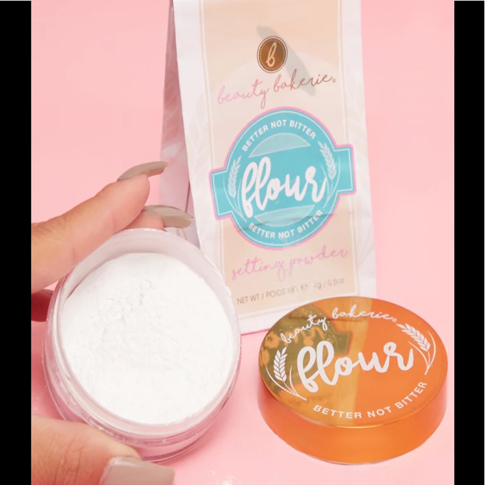 Beauty Bakerie ( Flour Setting Powder)